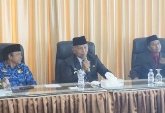 Bupati Hamsuardi dan Wabup Risnawanto Bahas Tentang Taman Makam Pahlawan di Jambak 