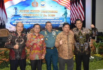Foto Bersama usai acara