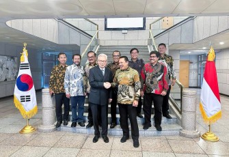 Bamsoet di kampus Keimyung usai bertemu Rektor serta jajaran Keimyung University, dalam rangkaian kunjungan kerja ke Korea Selatan, Kamis (21/9/23).