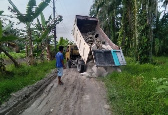 Akses Jalan Dua Desa