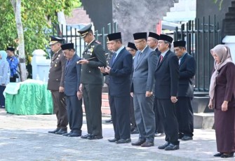 Forkopimda Trenggalek, saat mengikuti upacara Peringatan Hari Pahlawan ke-78, di halaman Pendopo Manggala Praja Nugraha, Jum'at (10/11/2023).