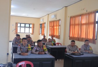 Bhabinkamtibas saat pelatihan secara virtual 