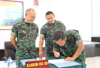 Korem 023/KS saat Tandatangani Pakta Integritas Penerimaan Calon Prajurit
