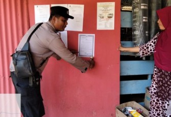 Polsek Padang Bolak Tempel Maklumat Kapolres Tapsel