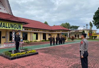 Dalam semarak perayaan Hari Bela Negara ke-75, Polres Simalungun menyelenggarakan upacara peringatan