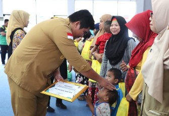 Bunda Genre Bintan Titipkan Harapan Besar Pada Duta Generasi Berencana