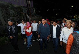 Walikota Bitung, Maurits Mantiri saat bersama BKSAUA dan Pengurus PHBI