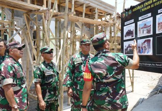 Danrem 081/DSJ Dampingi Tim Wasev Mabes TNI Tinjau Pelaksanaan TMMD Ke-118 Di Kodim 0804/Magetan
