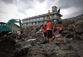 Operasi SAR Banjir Bandang Humbahas