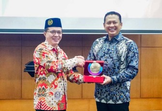 Bamsoet dalam pelantikan pengurus ABPEDNAS sekaligus Sosialisasi Empat Pilar MPR RI, di Ruang Delegasi Gedung Nusantara V MPR RI, Jakarta, Rabu (15/3/23).