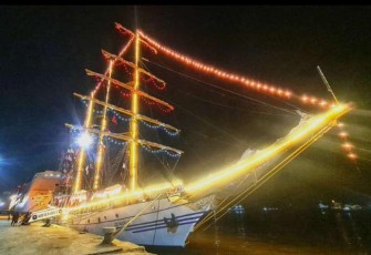KRI Dewaruci 