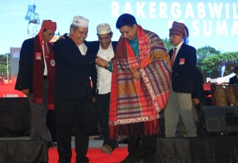  Bupati Samosir Diulosi