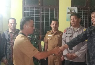Polsek Batang Angkola melalui Bhabinkamtibmas Polsubsektor Angkola Selatan, Aiptu Maniur H Siregar, kembali sukses mendamaikan cekcok terkait masalah pertengkaran antar warga, pada Selasa (16/5/2023) sore.