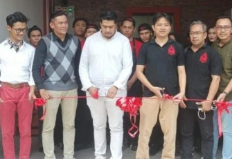 Raffi Ahmad Buka Outlet Baru Rojo Sambel si Aa