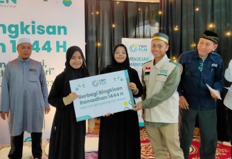 YBM PLN saat Salurkan Bantuan ke 111.306 Penerima Manfaat