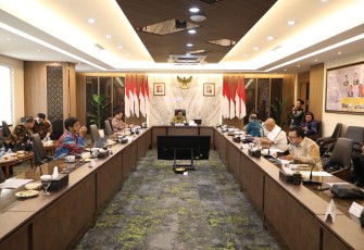 Rapat Dewan Pengawas (Dewas) Perdagangan Bebas dan Pelabuhan Bebas (PBPB) Batam di Kantor Kementerian Koordinator Bidang Perekonomian, Selasa (2/5/2023).