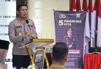 Kapolres Tapanuli Selatan (Tapsel), AKBP Imam Zamroni, SIK, MH, memimpin langsung rapat koordinasi (Rakor) lintas sektoral (Linsek) Ops Mantap Brata Toba 2023-2024