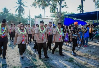 Ketua Mabicab dalam acara pembukaan Perkemahan Lomba Karya Prestasi Dibumi Perkemahan Perkebunan Ajamu