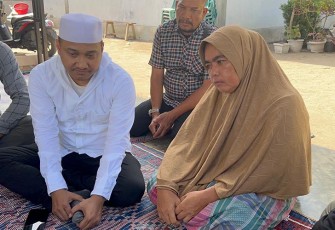 Ketua Komite I DPD RI saat Kunjungi Rumah Almarhum Imam Masykur 