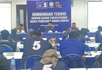 DPW Partai NasDem Jatim saat Gelar Bimtek Hukum Acara Perselisihan Hasil Pemilihan Umum (PHPU) dengan melibatkan para advocat yang juga kader partai NasDem perwakilan dari 38 DPD Partai NasDem Kabupaten/Kota di Jatim di Kantor DPW Partai NasDem Jatim, Sabtu (24/6/2023).