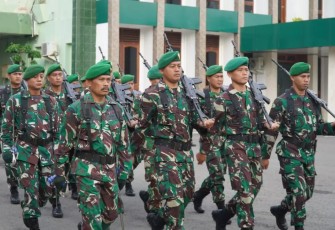 Upacara bendera prajurit Korem 081/DSJ 