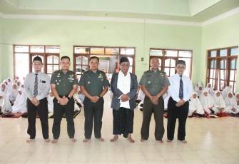 Pondok Pesantren Putri Al Iman Ponorogo