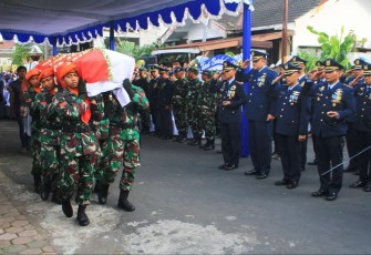 Alm. Kolonel Pnb Yani Ajat Hermawan