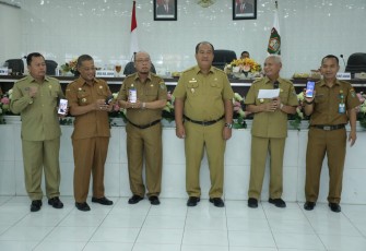 OPD dan Camat se-Kabupaten Asahan saat Lakukan Penandatanganan Perjanjian Kinerja