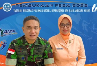 Danlanud Maimun Saleh Letkol Pnb Fahrur Rozi bersama Ketua Yasarini mengikuti pembukaan FESA secara virtual, Selasa (10/1)