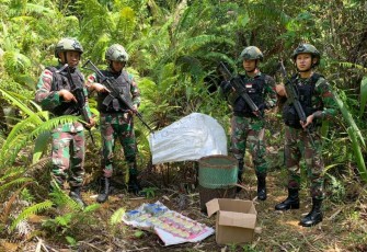 Miras ilegal di jalan tikus perbatasan 