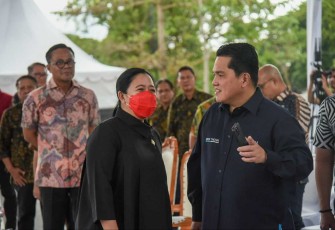 Puan Maharani bersama Erick Thohir saat meninjau pembangunan RS Internasional di Bali, Senin (16/1)
