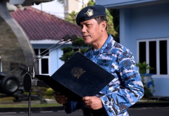 Wadan Koharmatau Marsma TNI Joseph Rizki Prabowo saat membacakan amanat Panglima TNI Laksamana Yudo Margono 