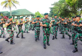 Danmenarmed 2 Kostrad Kolonel Arm Joko Setiyo Kurniawan saat kunjungan ke Yonarmed 11 Kostrad, Magelang