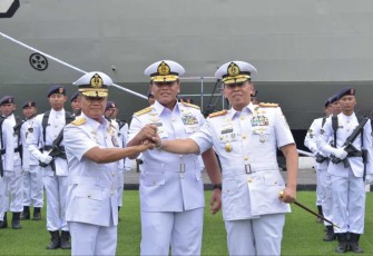 Kasal Laksamana TNI Muhammad Ali usai sertijab Pangkolinlamil 