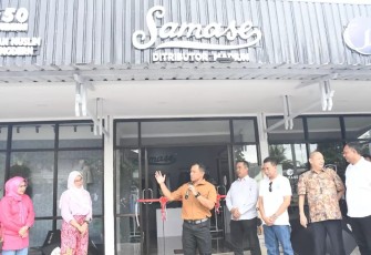 Danrem 081/DSJ Kolonel Inf Deni Rejeki saat launching Samase Distributor Madiun 