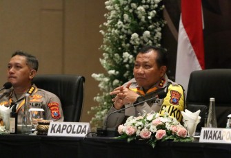 Kapolda Jatim Irjen Pol Toni Harmanto 