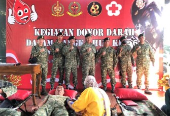 Donor darah prajurit Menarmed 2 Kostrad 
