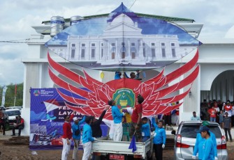 Pelaksanaan Festival Layang-layang di Kota Merah Putih Berlangsung Meriah 
