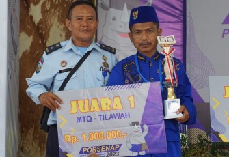 Penyerahan hadiah