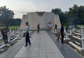 Karya bakti prajurit lanud Iswahjudi 