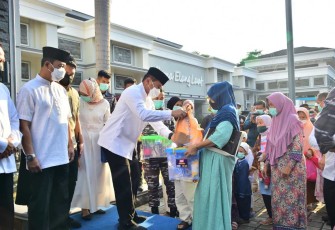 Berbagi kebahagiaan di bulan Ramadhan 