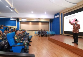 Seminar kepemimpinan taruna AAL