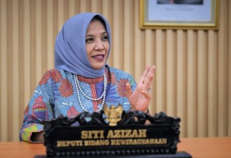 Deputi bidang Kewirausahaan Siti Azizah 