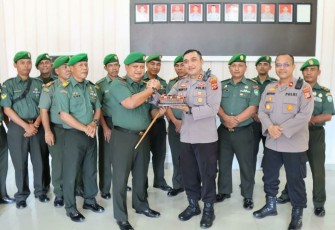 Dandim 0110/Abdya Letkol Inf Roqich Hariadi bersama Kapolres Abdya AKBP Dhani Catra Nugraha, Senin (3/7)