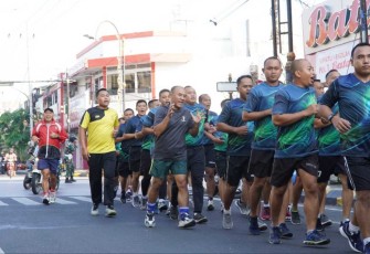 Lari pagi prajurit Korem 081/DSJ, Selasa (4/7)