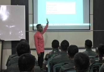 English Course Prajurit Menarmed 2 Kostrad 