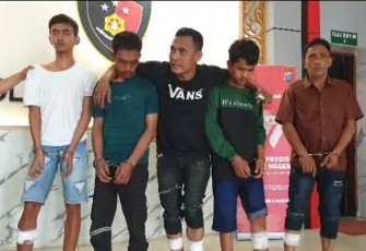 Kawanan perampok saat diringkus Satreskrim Polrestabes Medan, Sabtu (8/7)