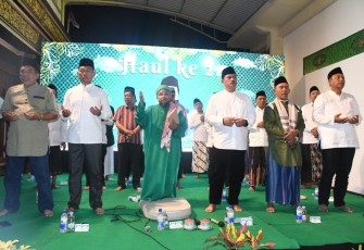 Bersholawat dan pengajian di ponpes Riyaadhul Jannah Kota Madiun, Kamis (13/7)