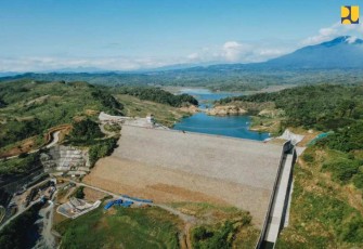 Bendungan Cipanas di Kabupaten Sumedang 