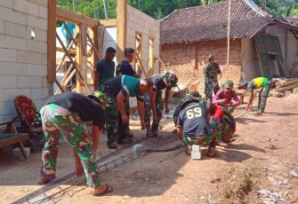Personel gabungan TMMD ke 117 Kodim 0803/Madiun